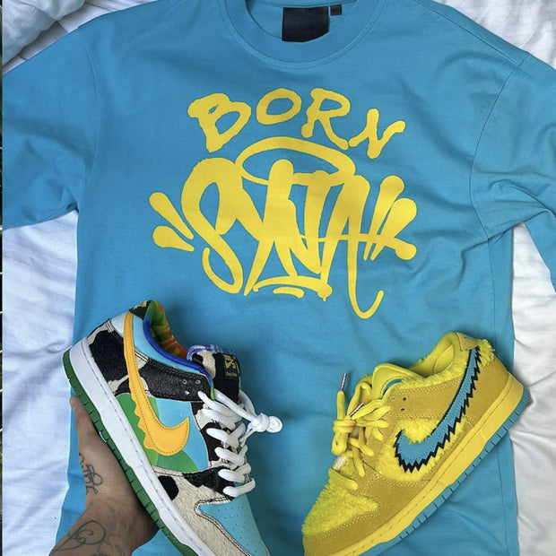 Sattars World Syna World Born Syna Logo T-Shirt - Blue / Yellow